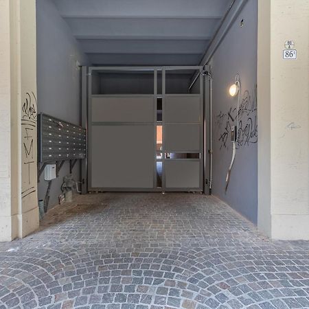 Academy Of Fine Arts -Modern Apt. With Balcony! Bolonha Exterior foto